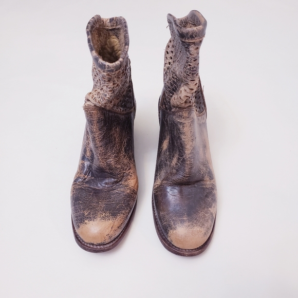 Bedstu Cobbler Series Dutchess Distressed Leather Wedge Brown Boots, Size 6 - Picture 2 of 11